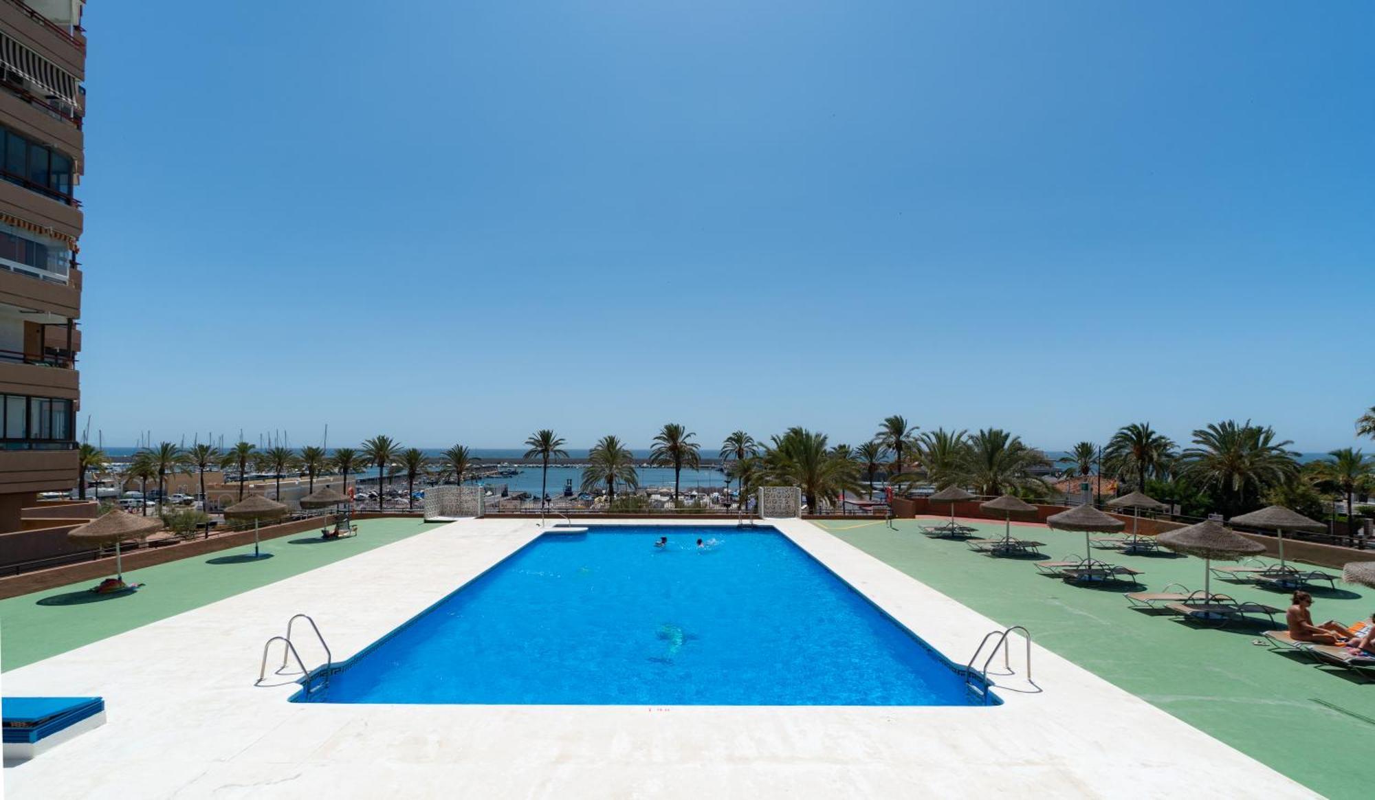 Sur Suites Palmeras 4 Fuengirola Exterior photo